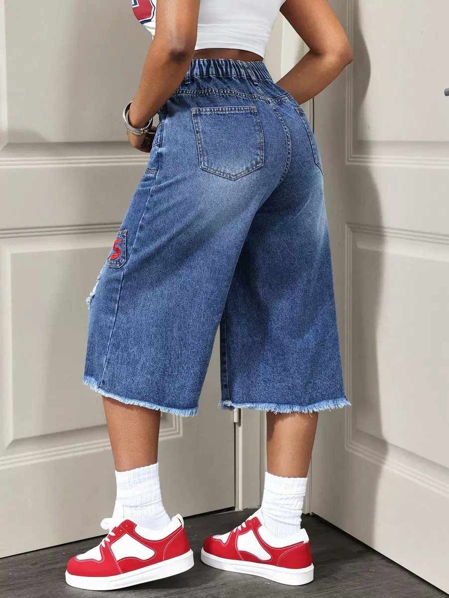 Women’s distressed Denim Bermuda Short — view 7